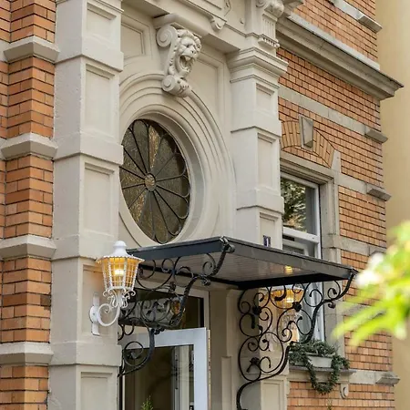 Mozart 3* Bonn